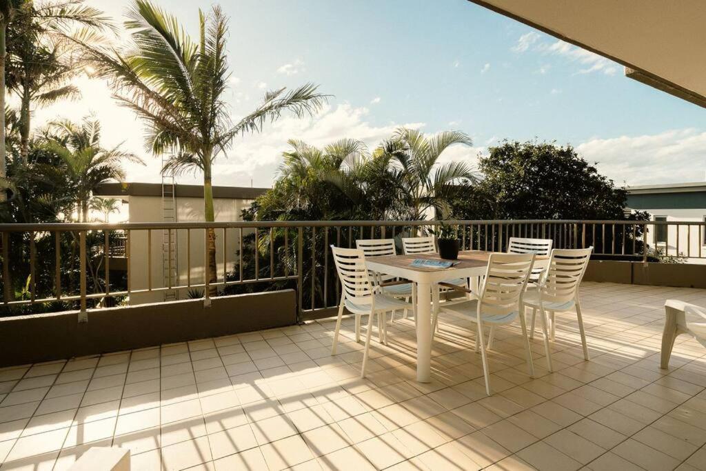 The Rocks Unit 2i Apartment Gold Coast